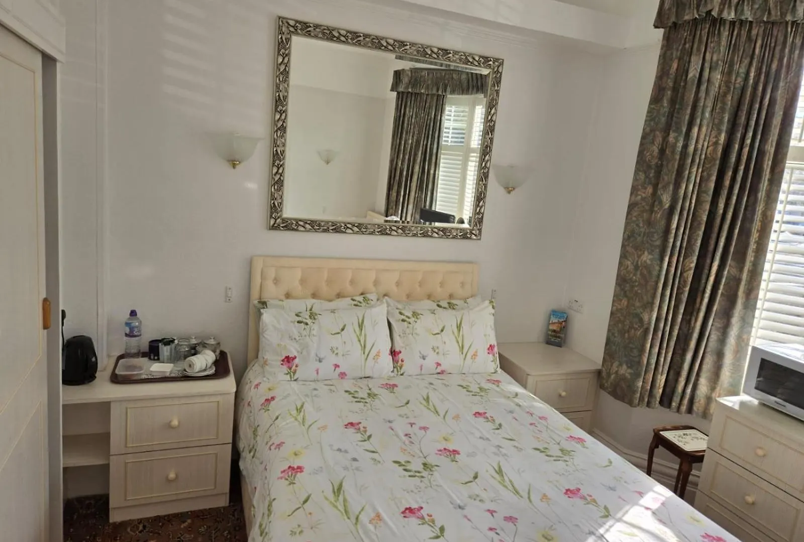 Bed & Breakfast Shoreline Accommodation Bournemouth