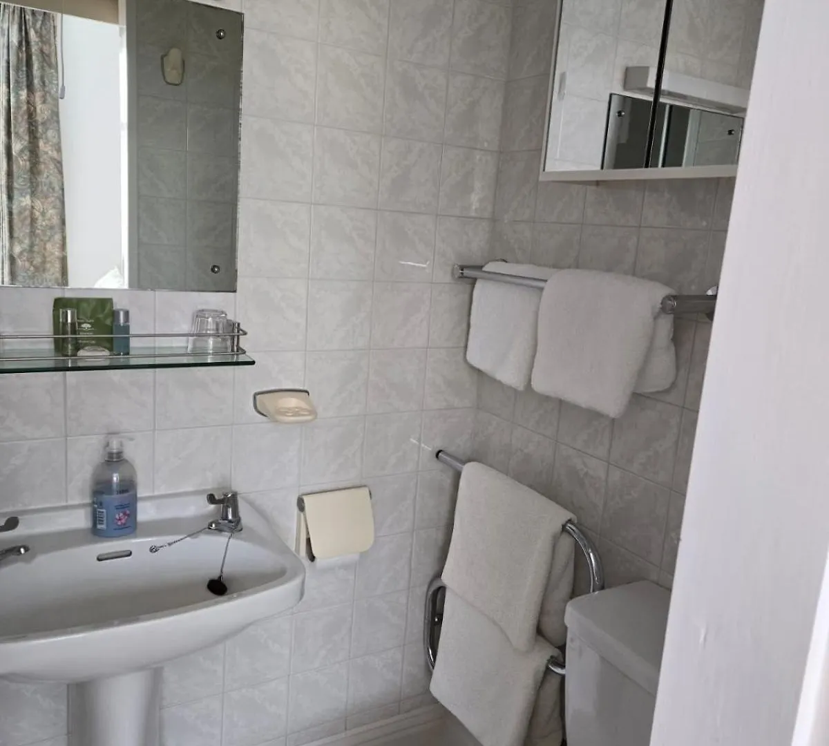 **** Bed & Breakfast Shoreline Accommodation Bournemouth United Kingdom